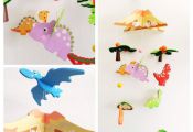 This wooden mobile is a colourful accessory for children´s rooms. The different...