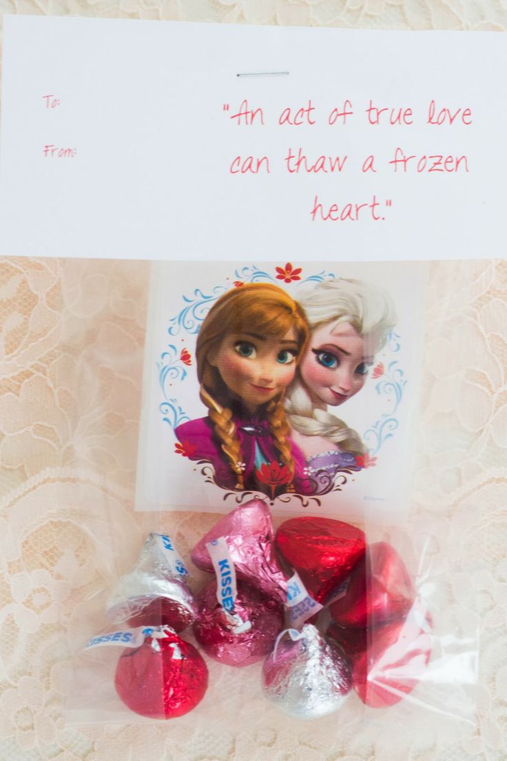 DIY Frozen Valentine Cards and Free Frozen Printable Wallpaper